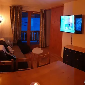 https://appartement-6-personnes-avec-piscine.hotels-rhonealpes.com
