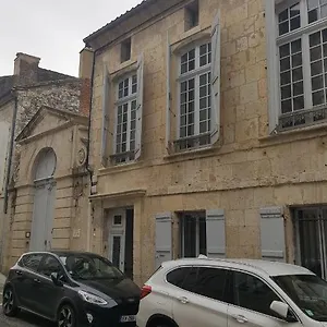 https://charming-apartment-lectoure-gers.midi-pyreneeshotels.com